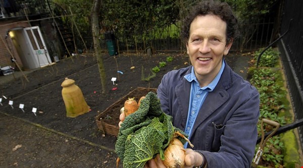 Gardeners’ World episodes extended to an hour as part of revamp