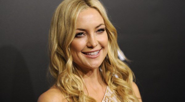 Kate Hudson praises stepfather Kurt Russell’s starring role in her life