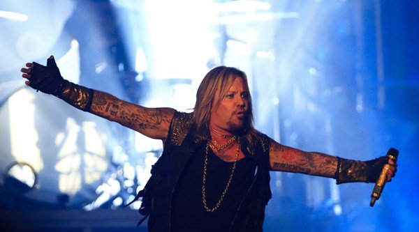New trial date set for Vince Neil in Las Vegas battery case