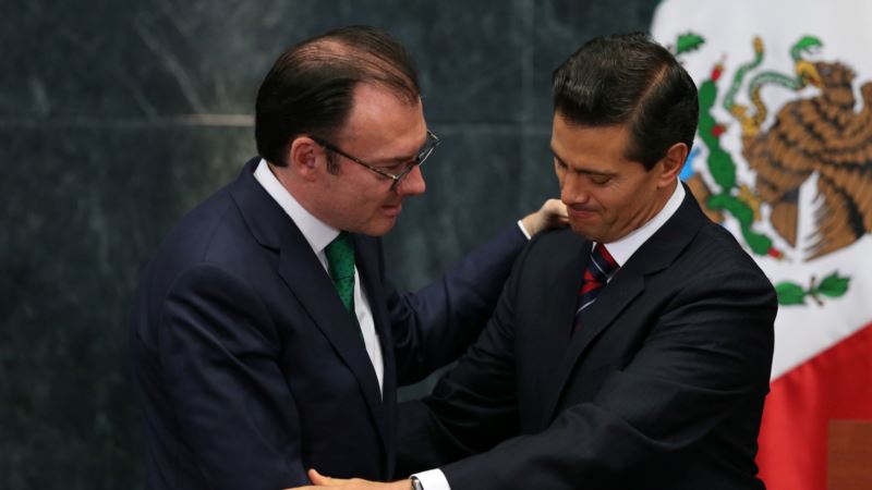 Mexico President Replaces Finance Minister After Damaging Trump Visit