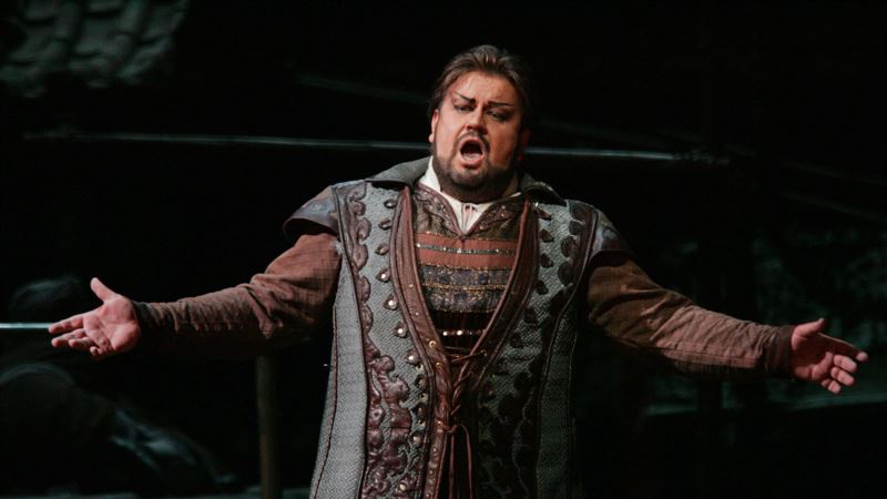 Opera Singer Johan Botha Dies