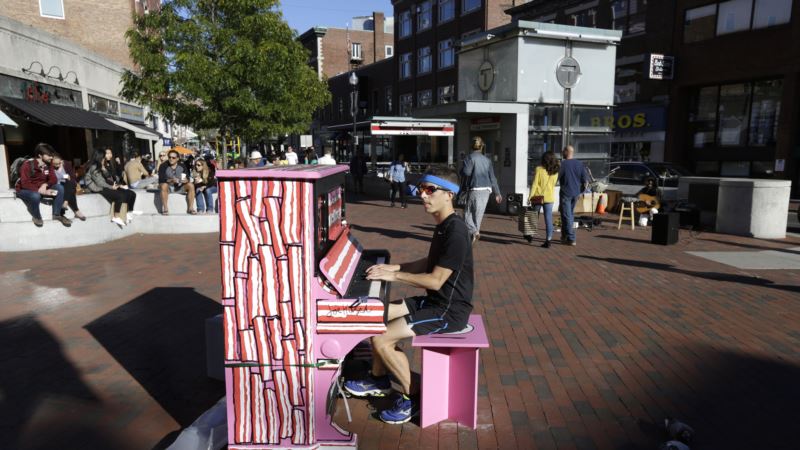 Striking a Chord! Bostonians Embrace Pop-up Painted Pianos