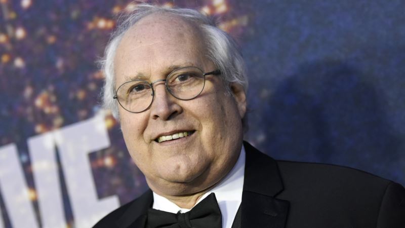 Actor Chevy Chase Enters Rehab for ‘Tuneup’ on Alcohol Problem