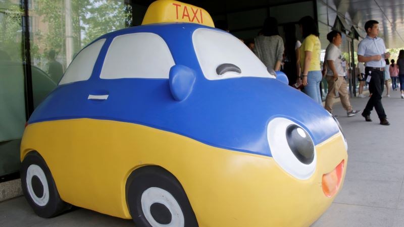 Local Regulations Slam a Brake on China’s Ride-Hailing Services