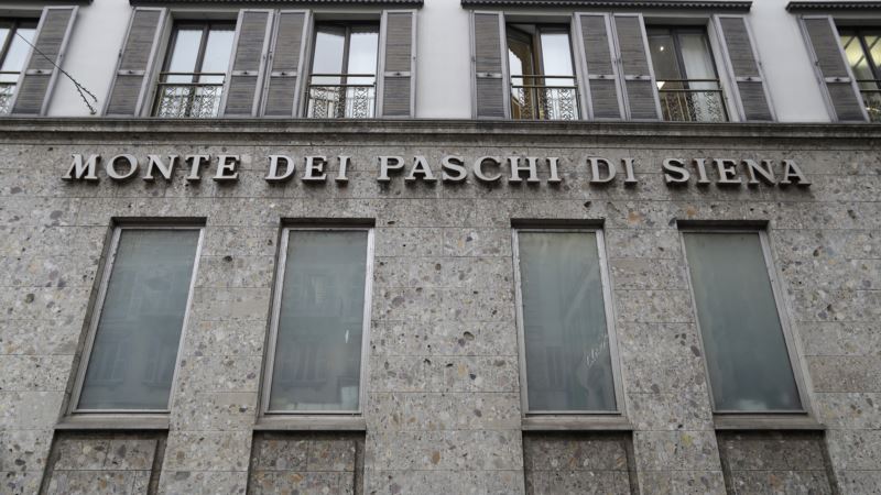 Troubled Italian Bank Says Capital Hole Bigger Than Expected