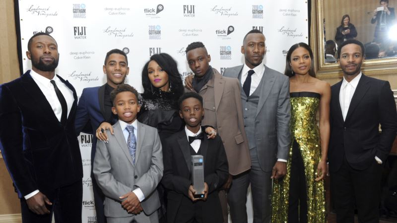 From ‘Moonlight’ to ‘Fences,’ Movie Awards Season Bursts with Color