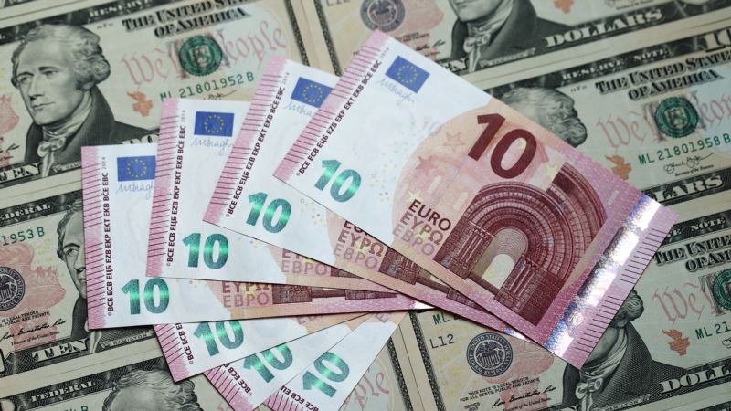 Euro Slips Further Toward One-to-one With Dollar