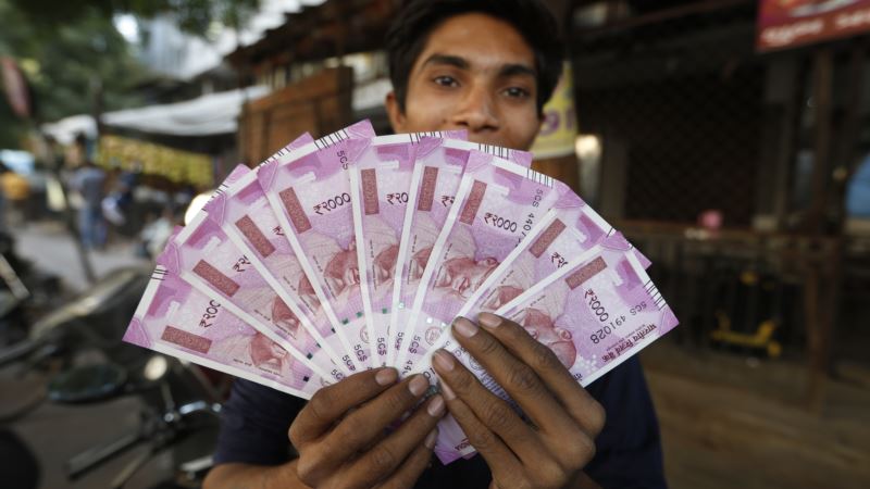 Benefits of Indian Cash Overhaul Elusive as Deadline Passes