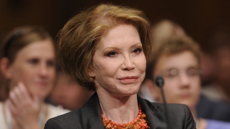Actress Mary Tyler Moore Dies at Age 80
