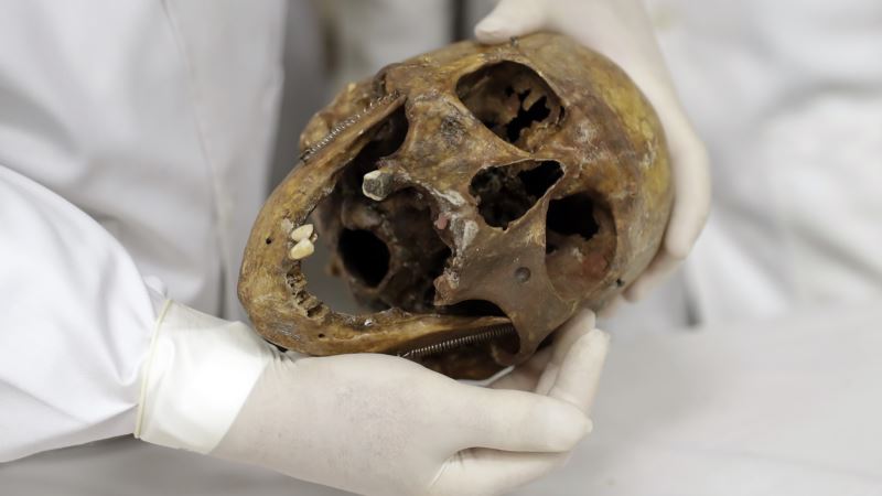 Bones of Mengele, ‘Angel of Death,’ Teaching Tool in Brazil
