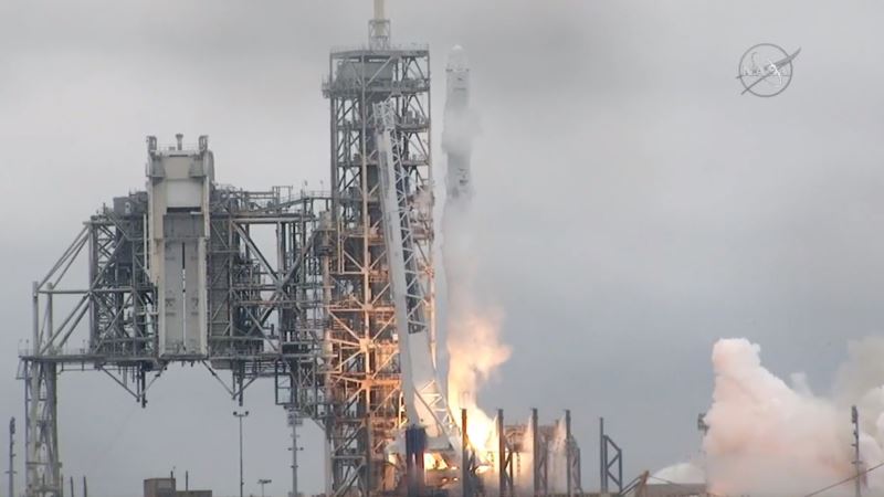 SpaceX Rocket Blasts Off From Historic NASA Launchpad