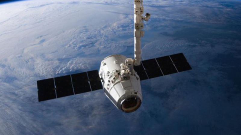 SpaceX Aborts Approach to Space Station, Delivery Delayed