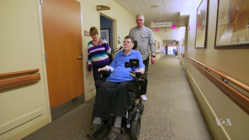 Research Bridges Spinal Cord Injury, Restores Some Movement
