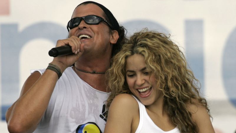 Pop Stars Shakira, Carlos Vives Sued for Plagiarism