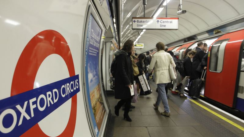 Inspirational London Underground Sign a Hoax