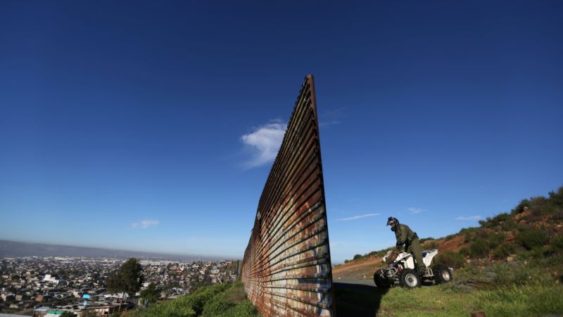 First Deadline Passes for Companies to Build Border Wall