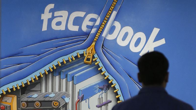 Facebook Nears Ad-only Business Model as Game Revenue Falls
