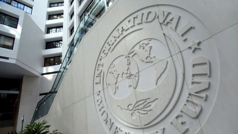 IMF Cuts US Growth Outlook