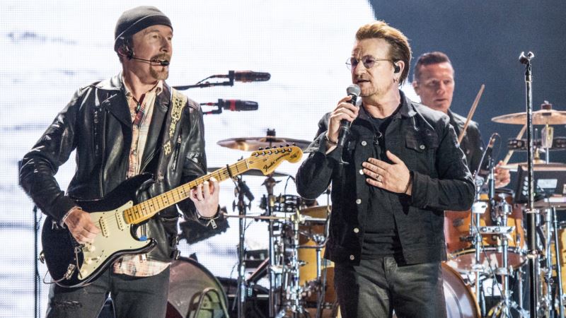 U2 Make Their First US Festival Show a Bono-Roo