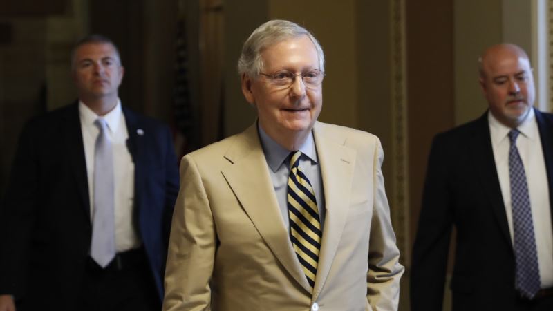 US Senate Republicans Struggle to Keep Health Overhaul Alive, Postpone Vote