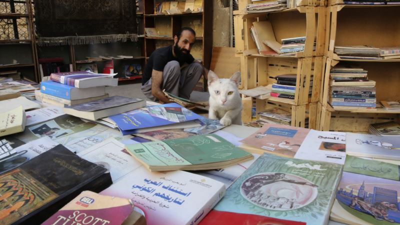 Jordan’s ‘Pay As You Like’ Bookstore Saved by Crowd-Funding