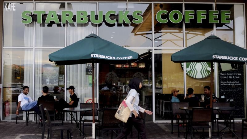 Malaysia, Indonesia Muslim Groups Call for Starbucks Boycott