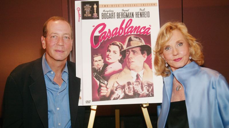 Italian Poster for “Casablanca” Attracts $478,000 at Auction
