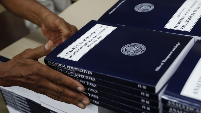 White House: Budget Deficit to Spike to $702B