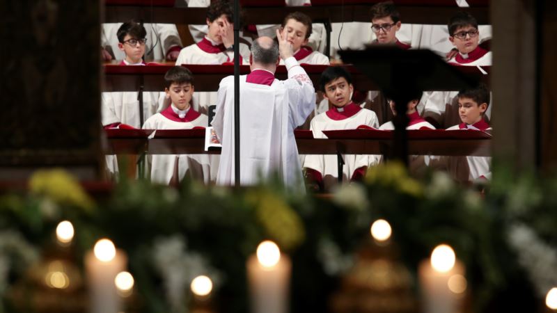 Pope’s Choir Tours US as It Recaptures Its Glory