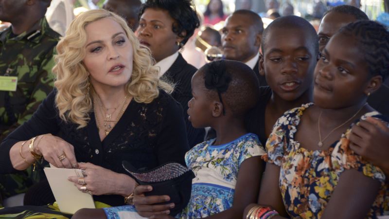 Madonna Accepts Damages from Publisher Over Privacy Invasion