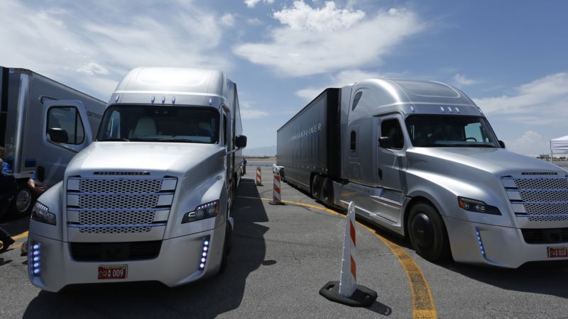 Tesla to Test Self-driving Electric Trucks