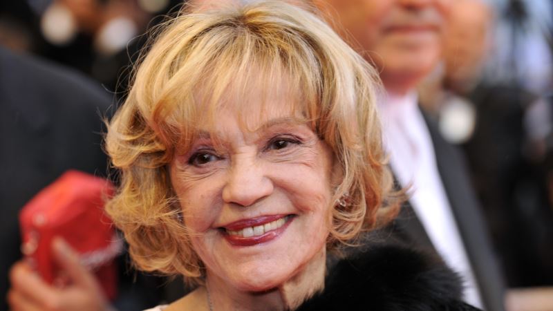 French Actress Jeanne Moreau Dies at 89