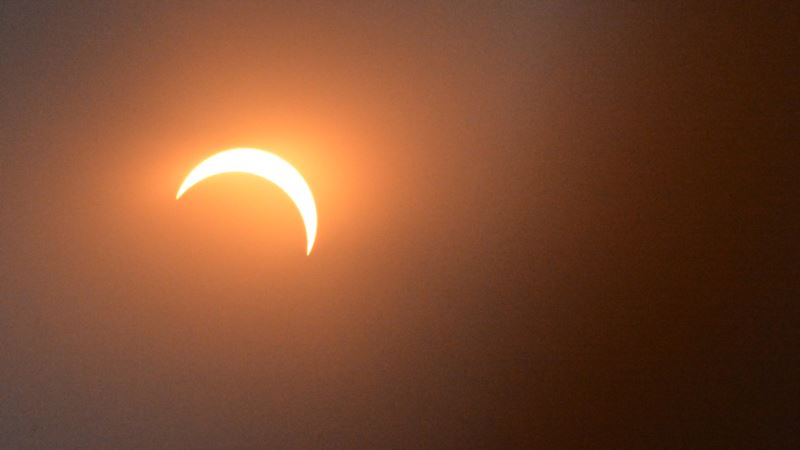 Millions Across US Watch Total Solar Eclipse