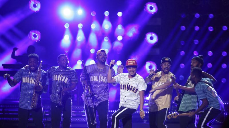 Bruno Mars’ First TV Special to air Nov. 29 on CBS