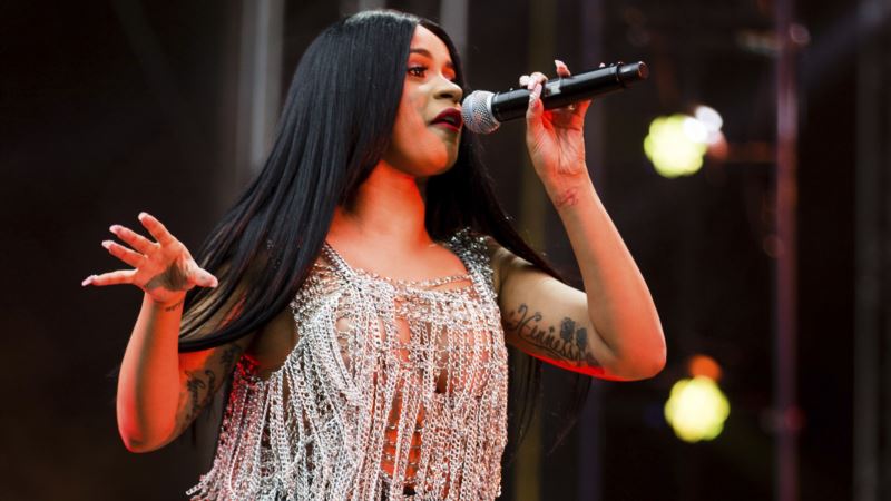 Cardi B. on Meeting Beyonce, Plans to Release Album in October