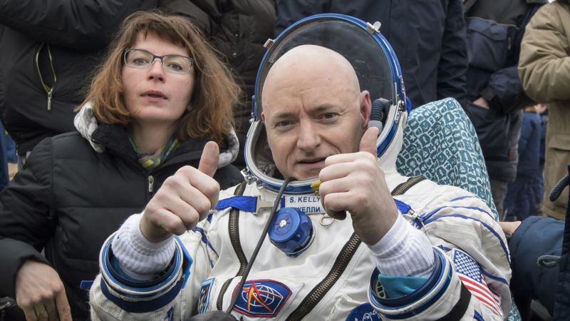 US Astronaut’s Memoir Provides Blunt Take on Year in Space
