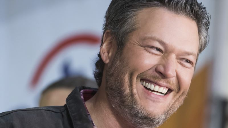 Blake Shelton Named People’s 2017 ‘Sexiest Man Alive’