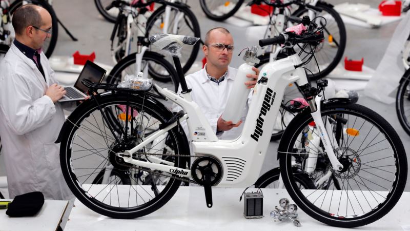 French Startup Launches Hydrogen-powered Bicyles