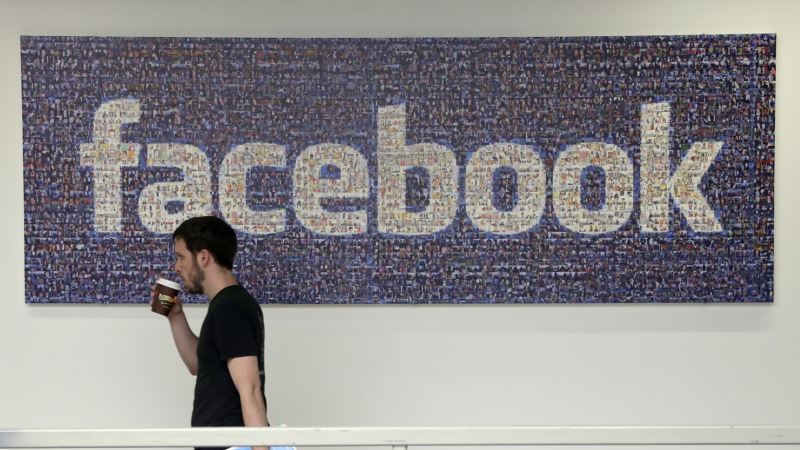 Facebook Under Fire for Developer’s Data Mining