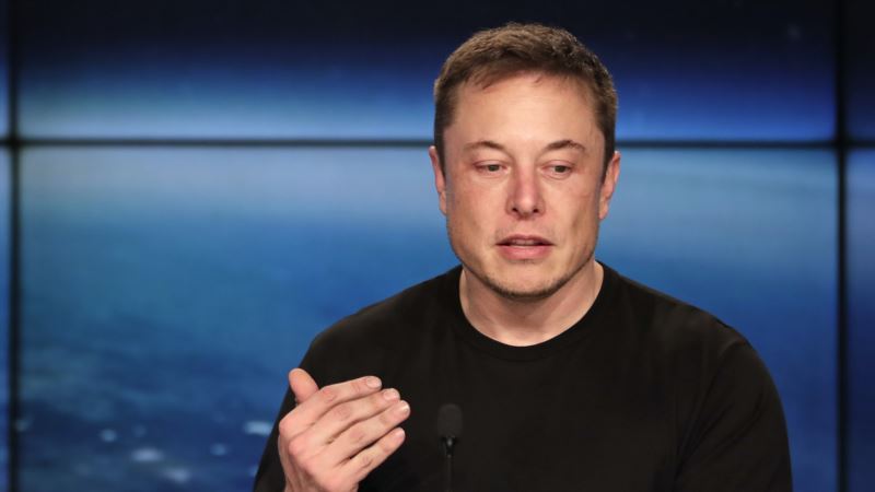Elon Musk Apologizes for Comments About Cave Rescue Diver