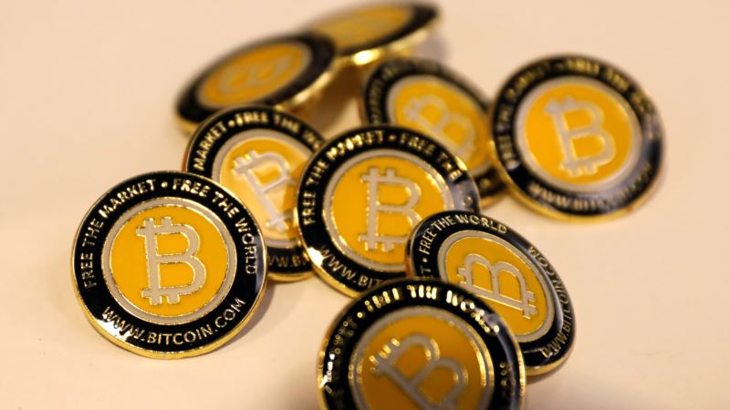 Birthday Blues for Bitcoin as Investors Face Year-on-Year Loss