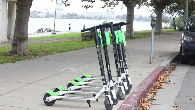 Popularity of Scooters Creates Jobs for ‘Juicers’
