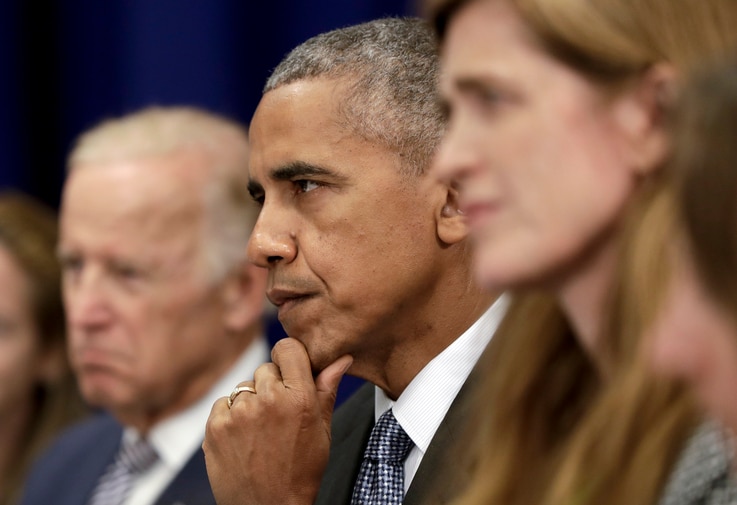 President Barack Obama, center, joined by Vice President Joe Biden, left, and United States United Nations Ambassador Samantha Power, right, looks to Iraqi Prime Minister Haider al-Abadi as he speaks to media during a bilateral meeting at the Lotte N